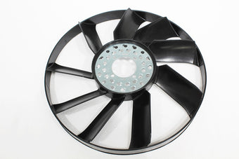 compare product Fan 9 Blade V8 Discovery11 & P38