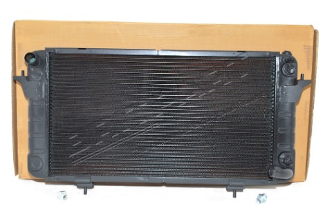 Radiator Discovery 1 3.9L V8