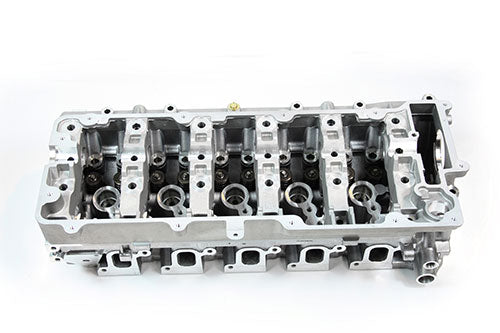 Cylinder Head Td5 (External Fuel Return)
